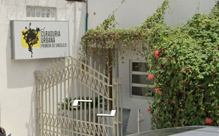 Fachada Curaduria